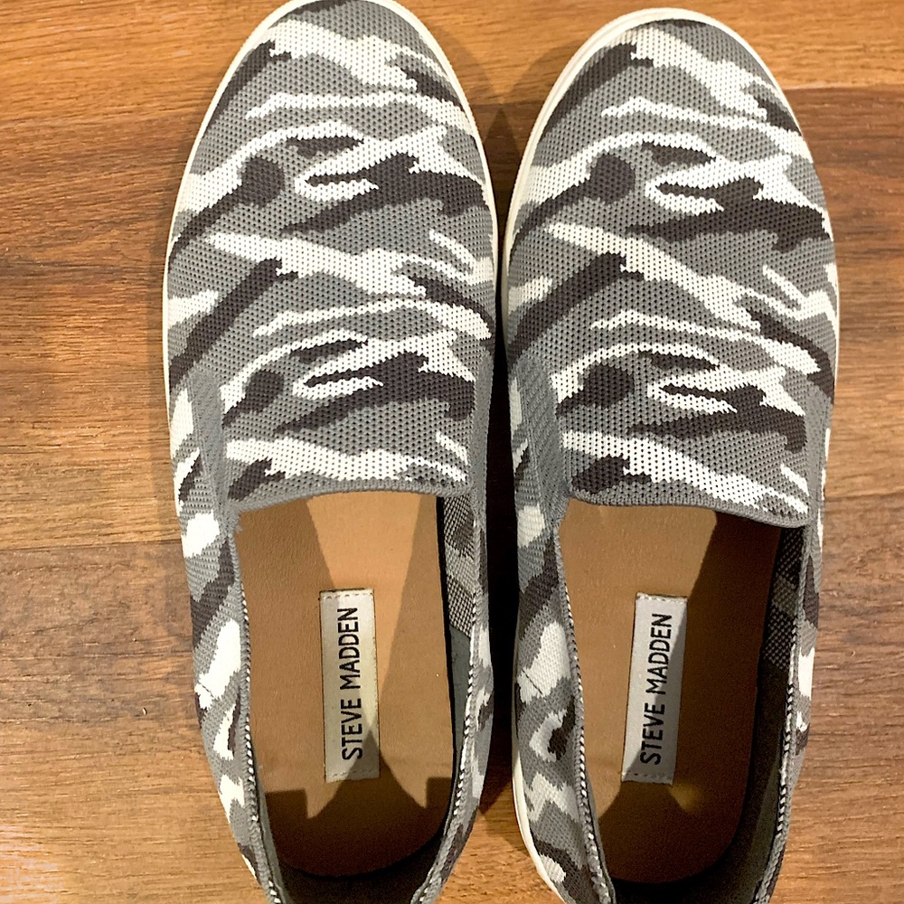 Steve Madden Camo Platform Slip On Sneakers